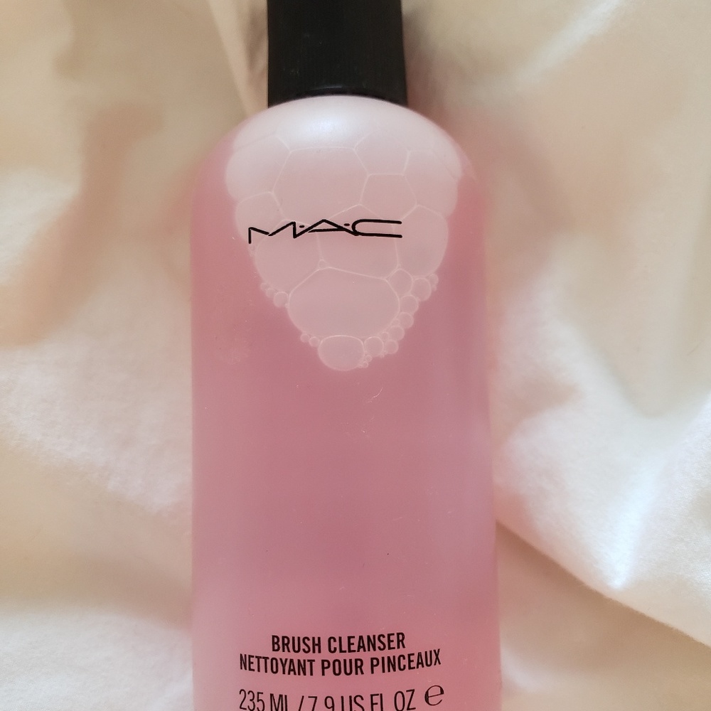 Mac Brush Cleaner